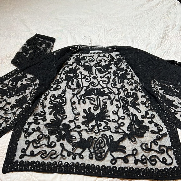 Unique Jacket - Picture 2 of 15